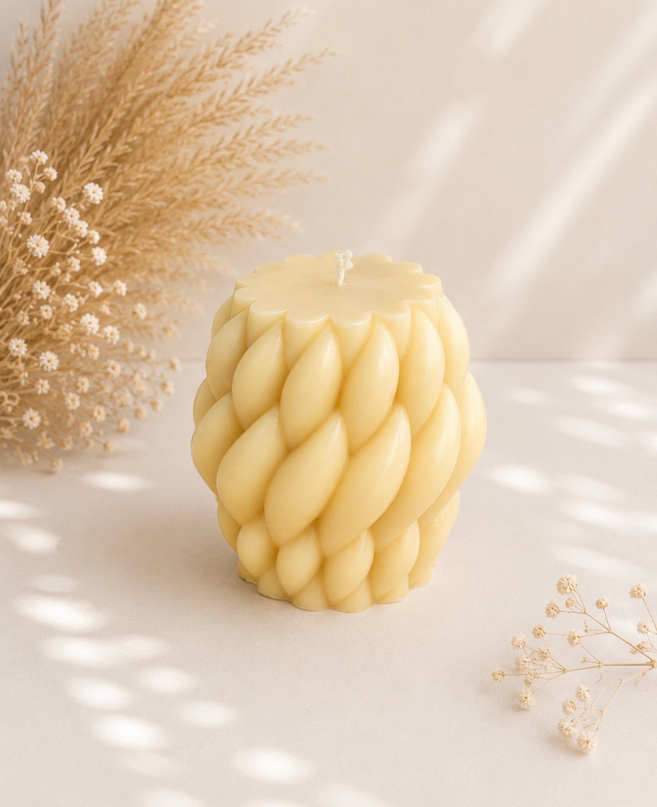 Pillar Twist Candle M - Image 4